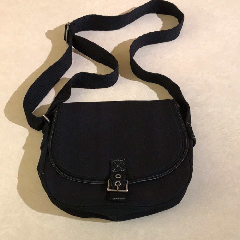 Thirty-One Free To Be Crossbody NWOT!